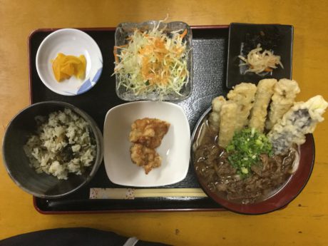 からあげととんかつの店　定食屋